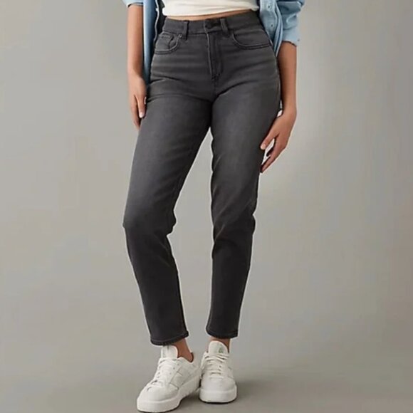 American Eagle stretch high rise mom jean- size 18 - Picture 1 of 3